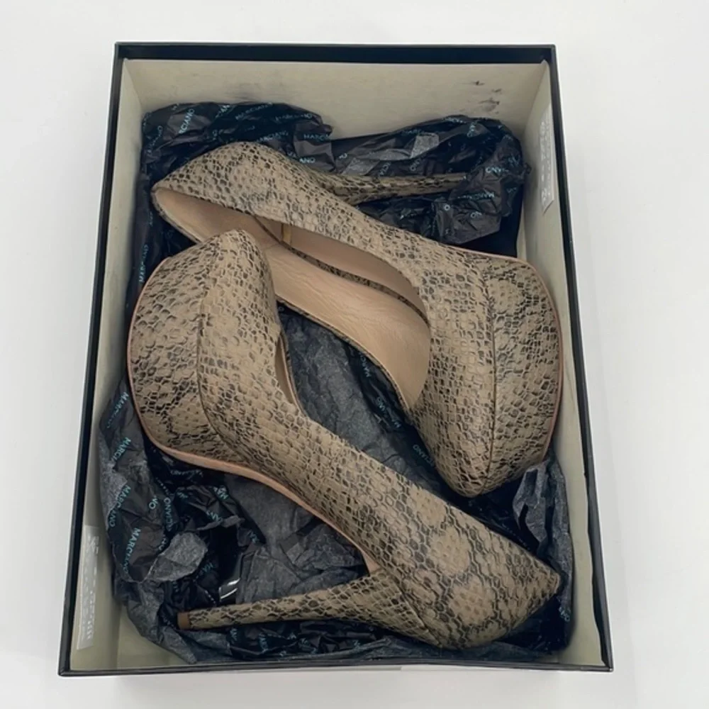 UEC Marciano tan & black snake print platform shoes size 7 with box